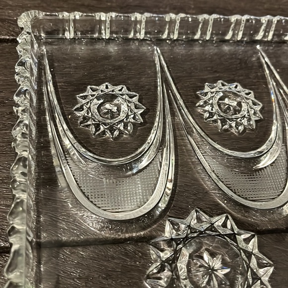 Patterned Glass Dish 12”x9” - Picture 2 of 6